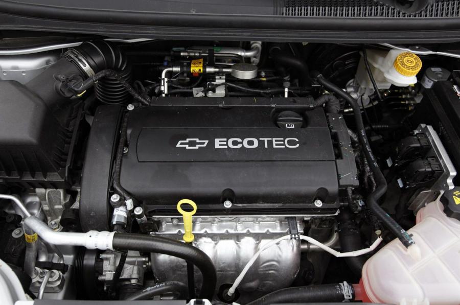  Chevrolet Sonic 2012 года  (фото 25 из 66)